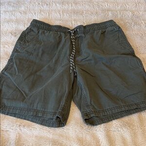 Amazon Essentials Men's Athletic Green Shorts with Drawstring